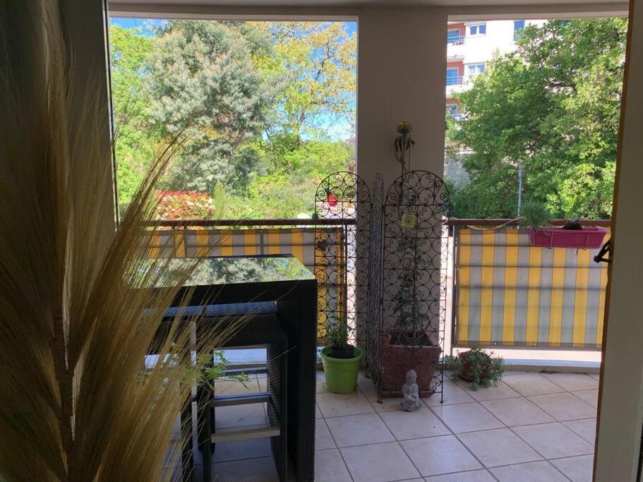 Votre Sejour Cosy A Frejus! Appartement Buitenkant foto