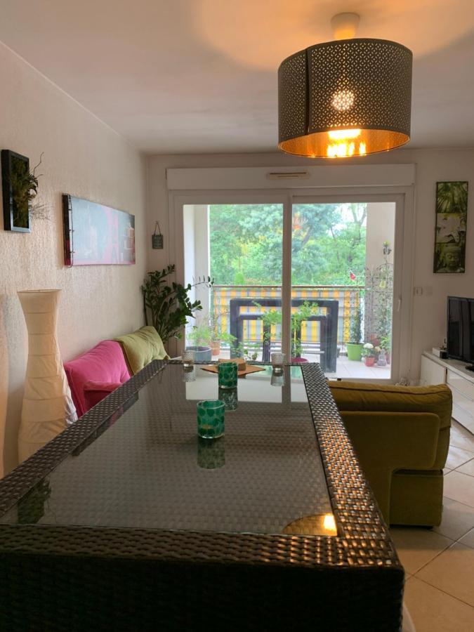 Votre Sejour Cosy A Frejus! Appartement Buitenkant foto