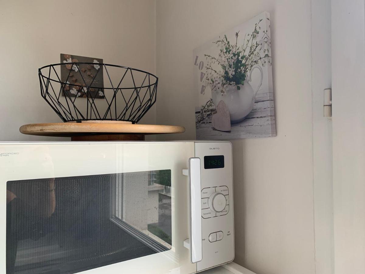 Votre Sejour Cosy A Frejus! Appartement Buitenkant foto